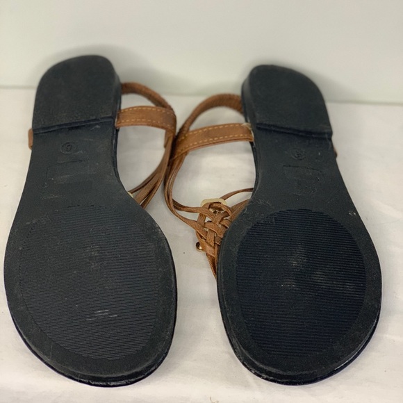 Brand new sandals . MAKE AN OFFER - Picture 4 of 4